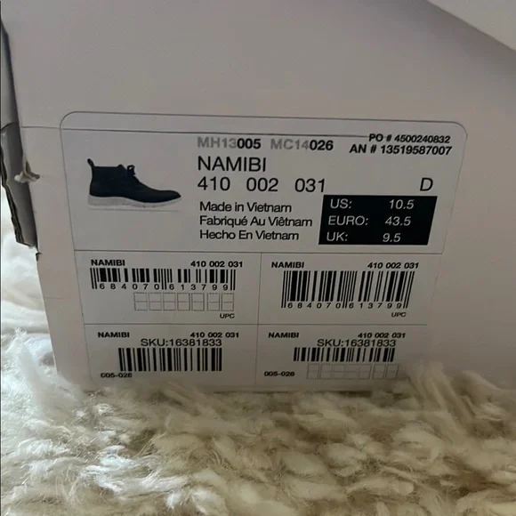 Aldo Men's Blue Chukka Boots - Picture 7 of 8